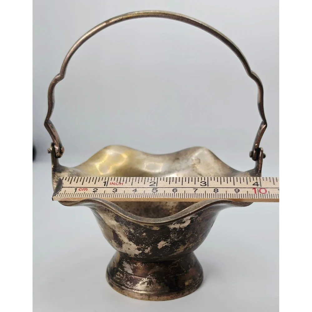 Vintage Silver Tone Metal Scalloped Basket Swing Handle Made in India Patina